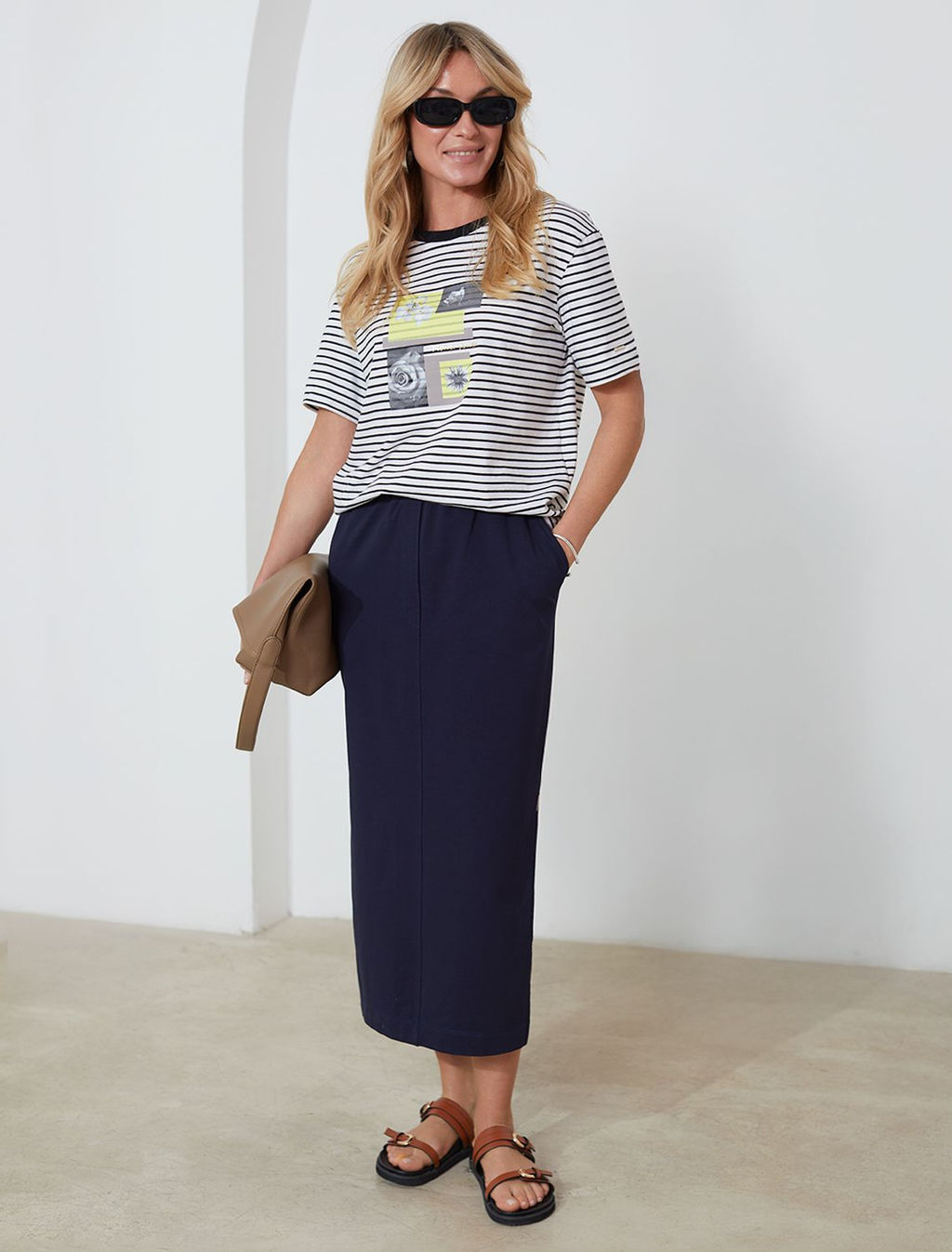 Юбка миди на резинке с разрезами из футера двухнитки с эластаном - Vilatte фото 5