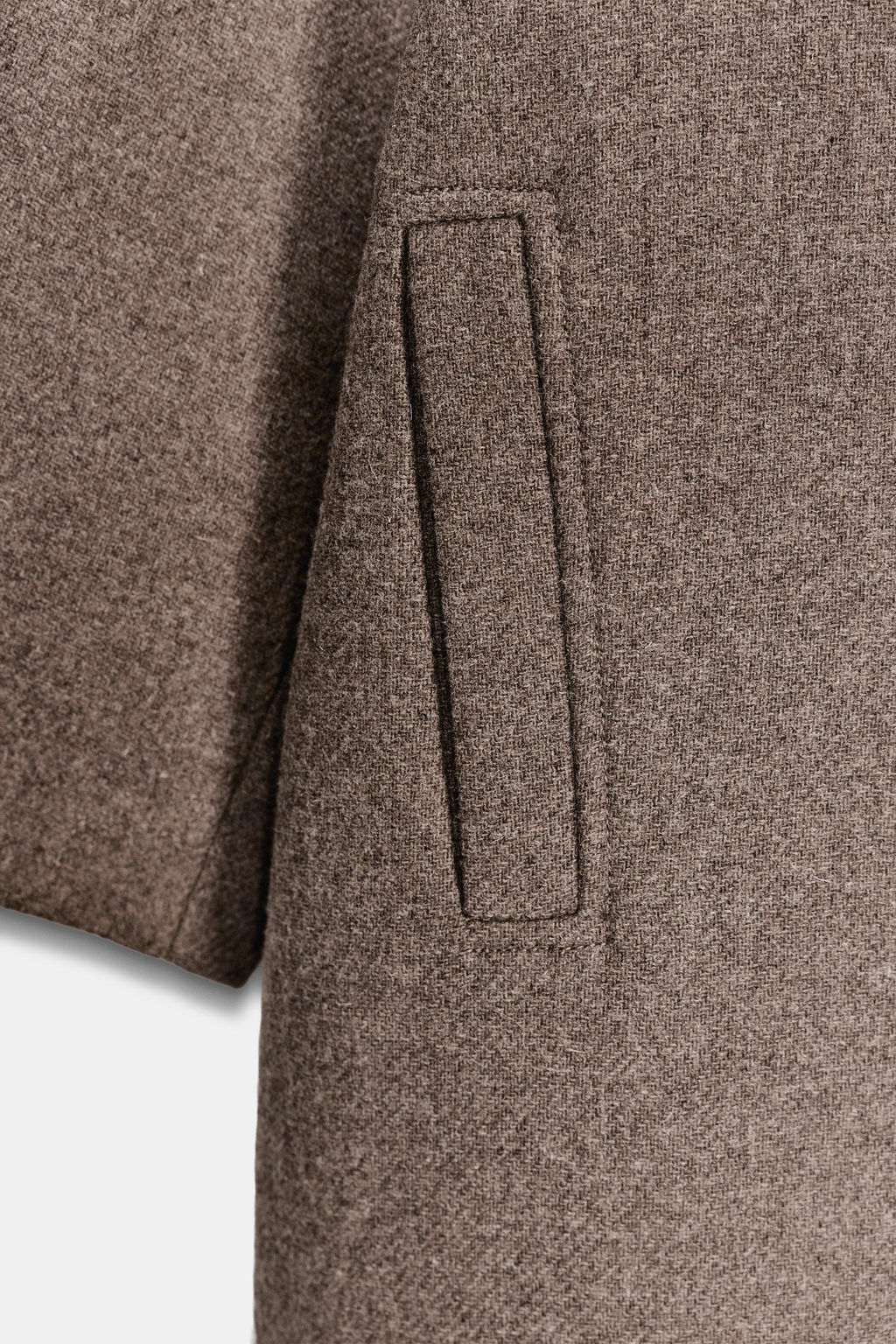 OVERSIZED COAT WITH WOOL AND CONTRAST CUFFS - Zara фото 9