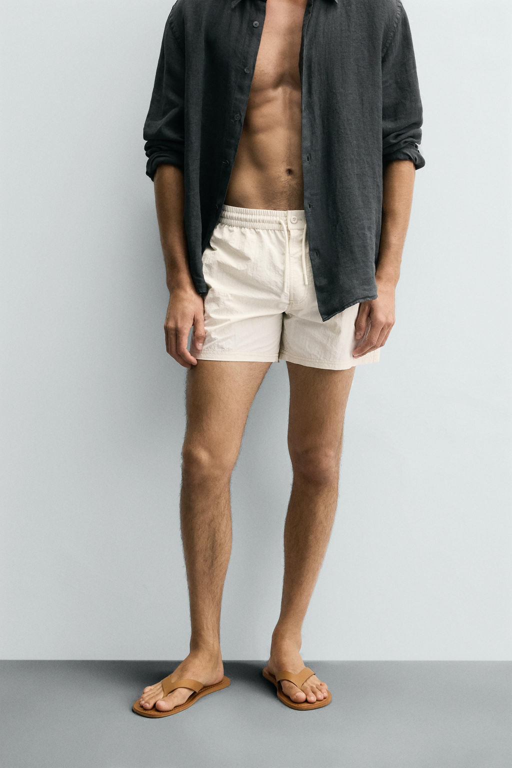 CONTRAST MID-LENGTH SWIMMING TRUNKS - Zara фото 2
