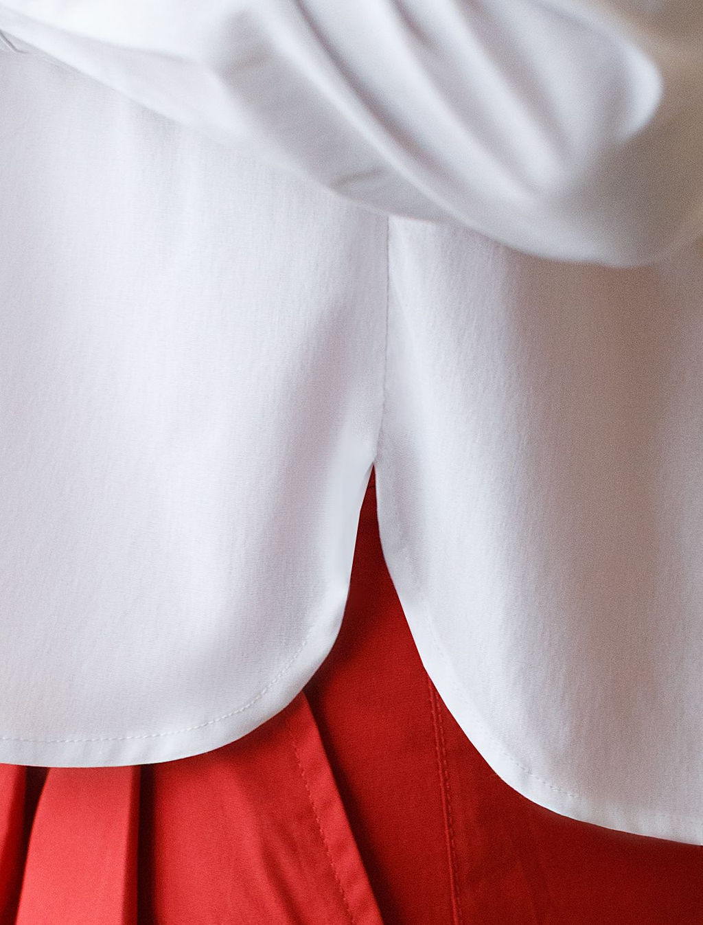 Укороченная блузка из эластичного хлопка - Vilatte фото 7