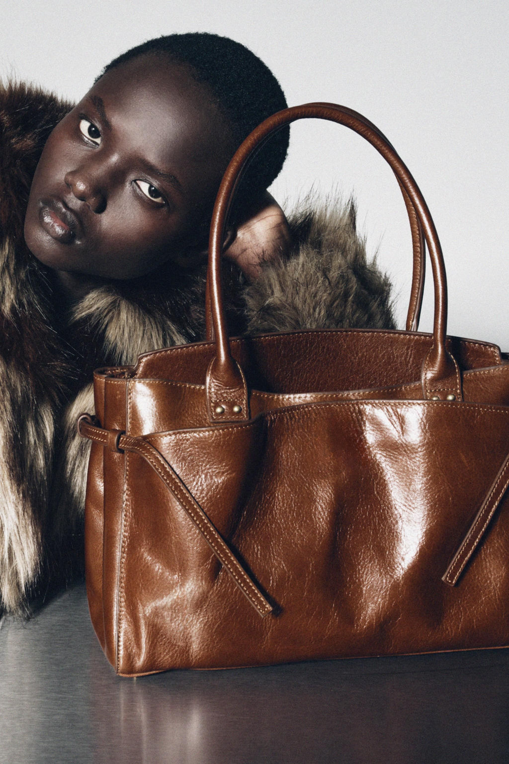 LEATHER CITY BAG - Zara фото 7