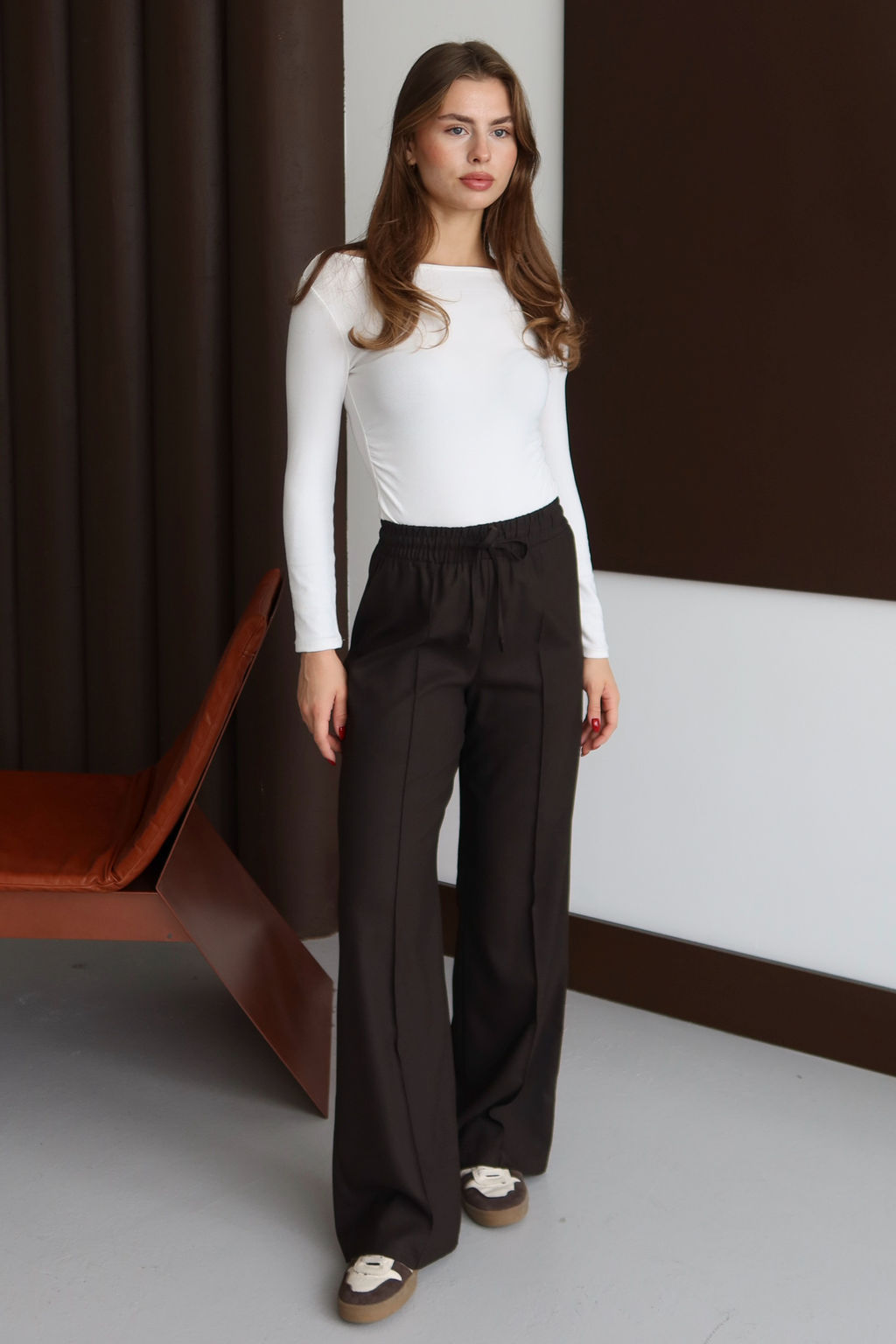 Kahverengi Nervurlu Genis Paca Uzun Dokuma Pantolon TWOAW26PL00111