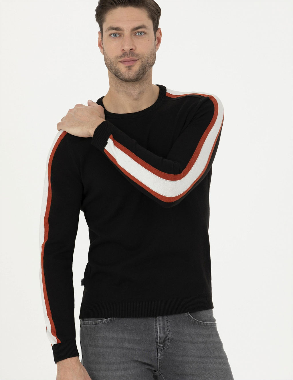 Siyah Slim Fit Bisiklet Yaka Triko Kazak