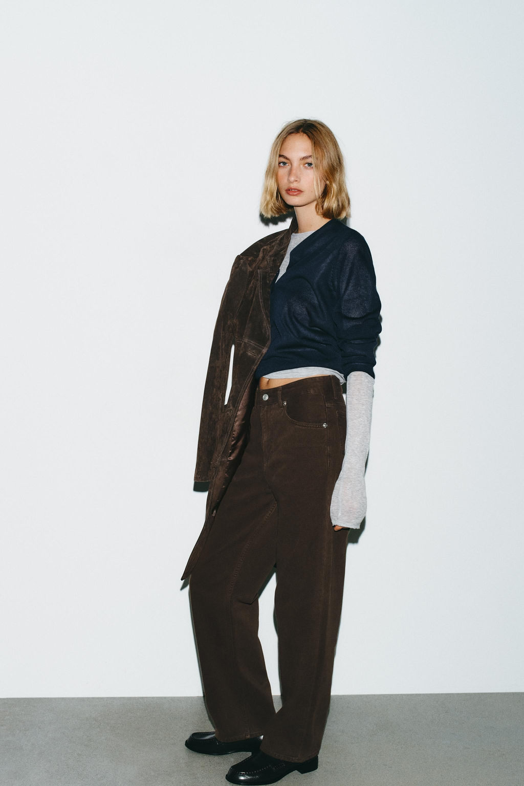 TRF BAGGY MID-WAIST JEANS - Zara фото 4