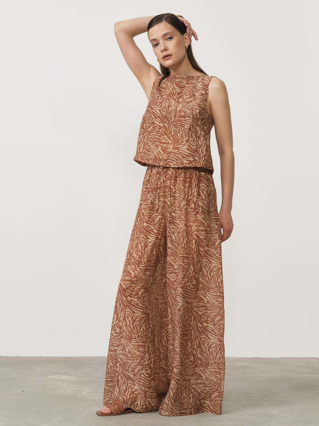 Топ из лиоцелла 06211311