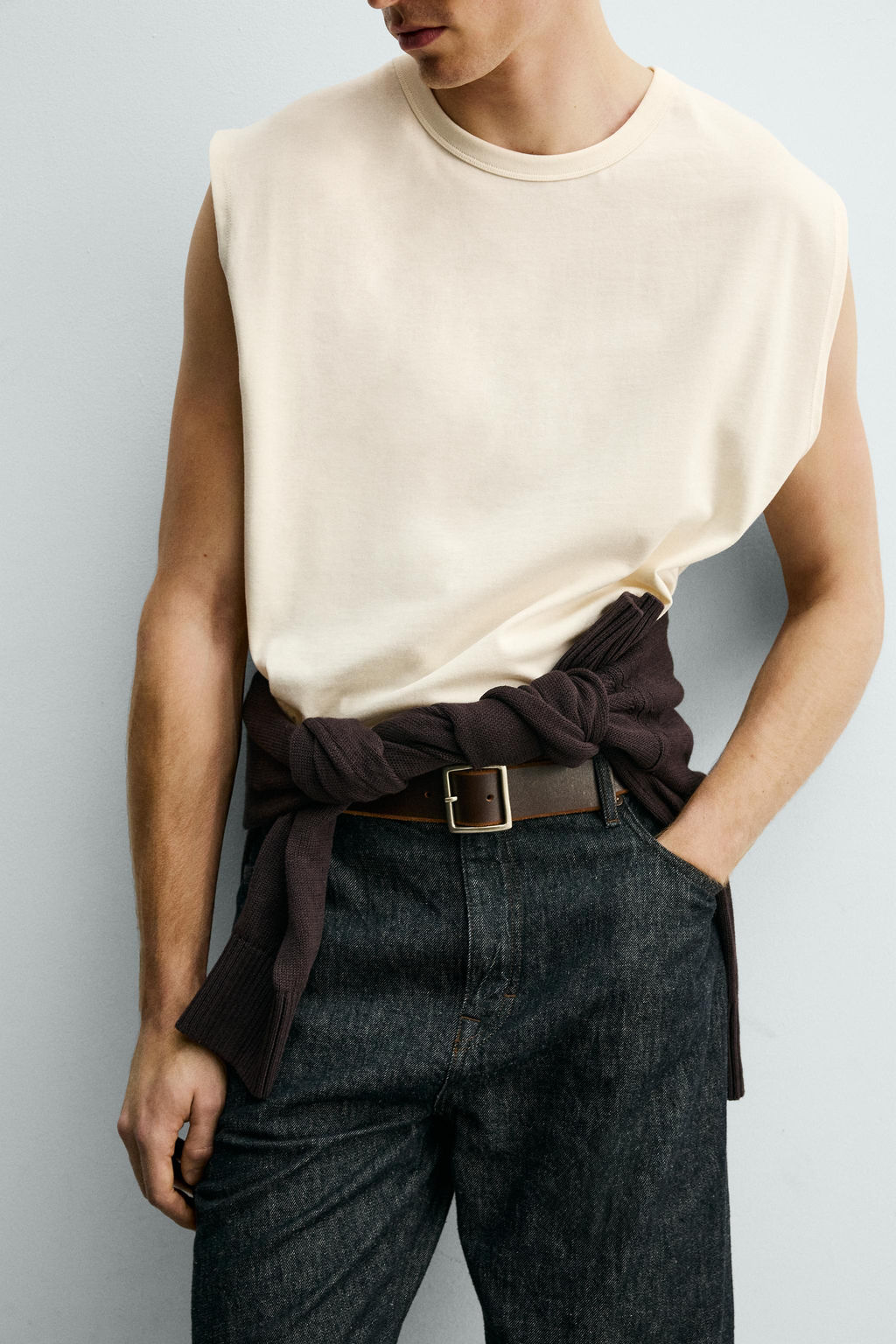CAMISETA TANK RELAXED FIT / Crudo