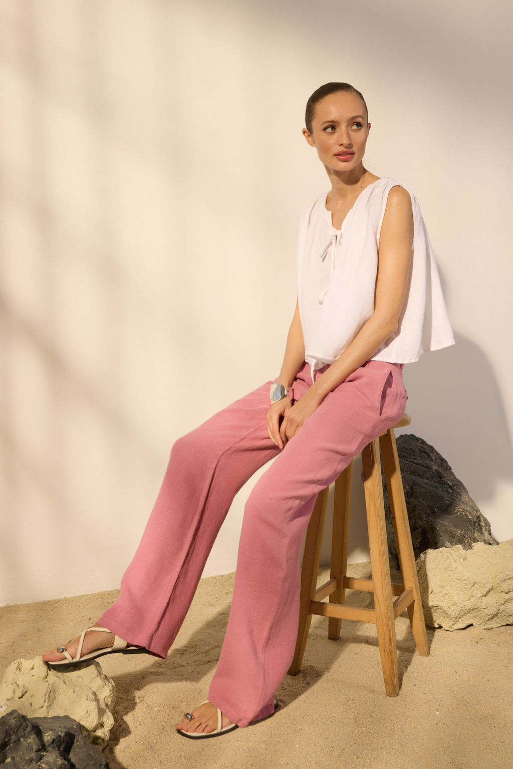 Trendyolmilla Beyaz %100 Keten Baglama Detayl? Bluz TWOSS25BZ00458