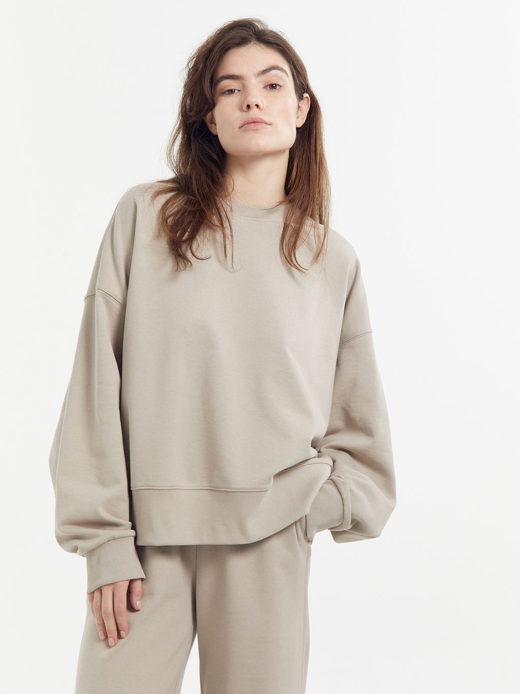 Свитшот женский в кофейно-коричневом цвете кофе с молоком 122949/1 - Mark formelle фото 5