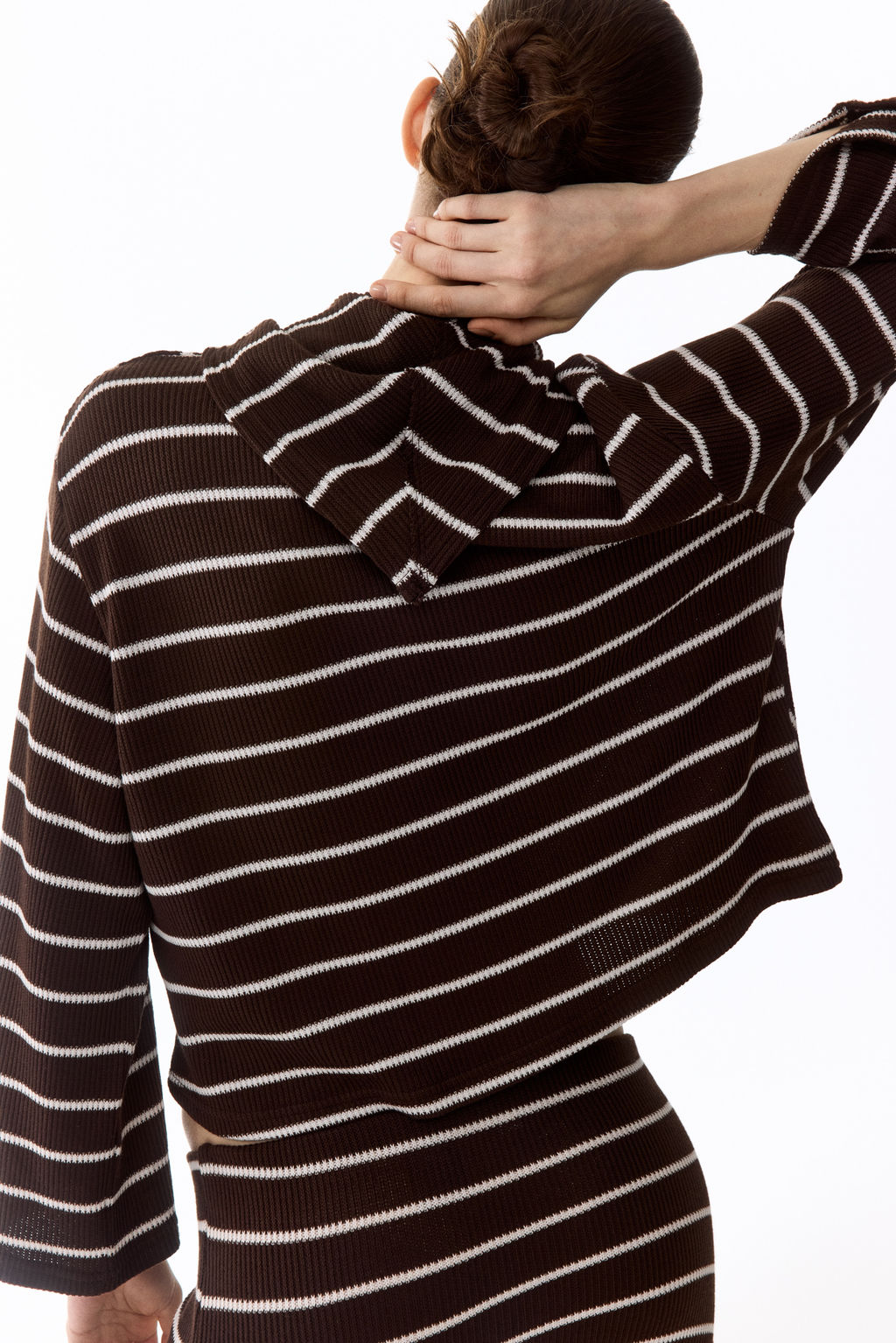 Top en punto acanalado con pa?uelo - H&m фото 6