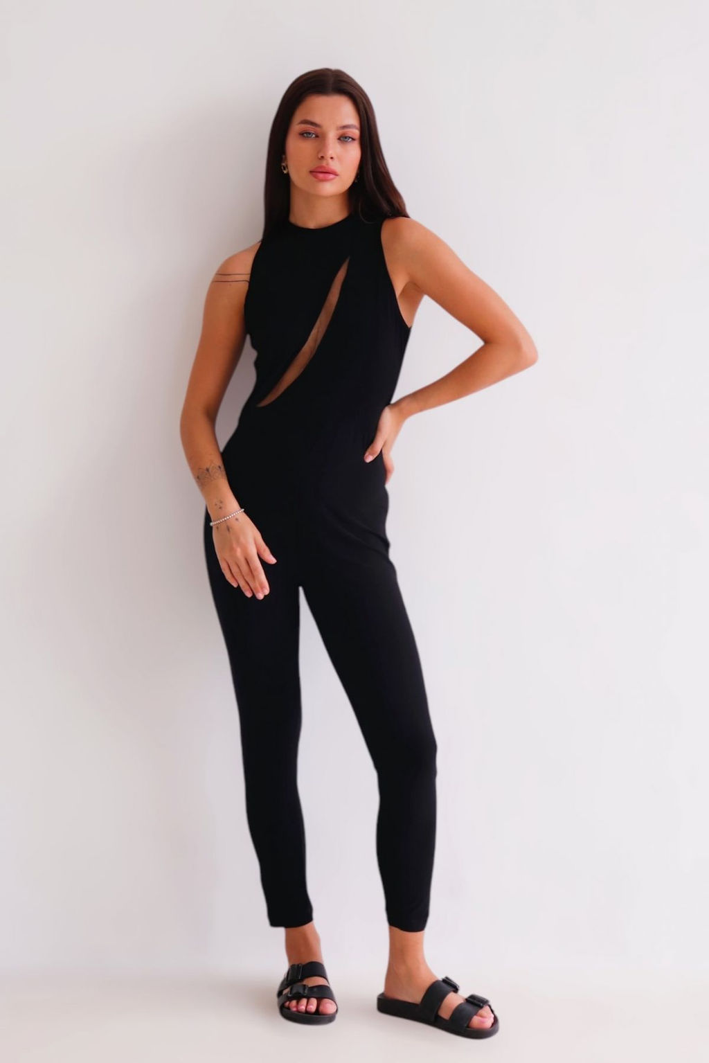 Комбинезон чёрный с вырезом - Martichelli фото 16