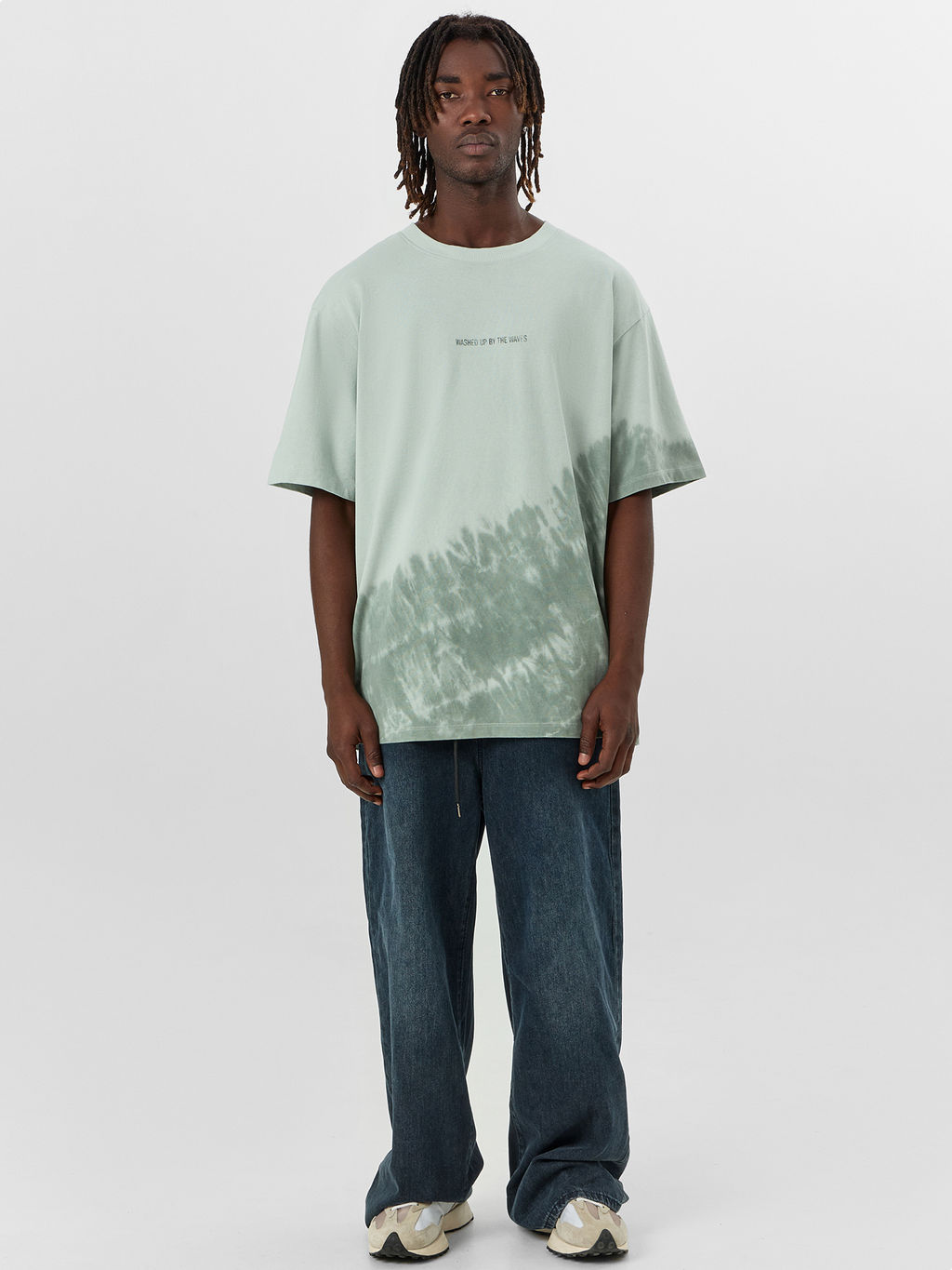 Футболка мужская салатовая с принтом и надписью washed up by the waves - Mark formelle фото 3