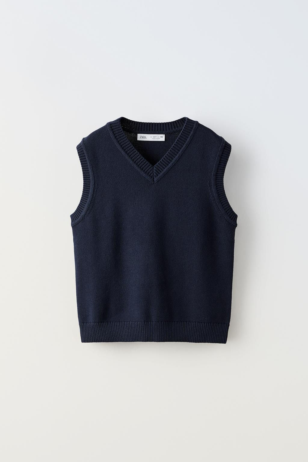 KNITTED WAISTCOAT