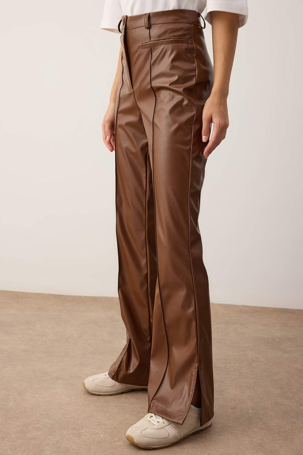 Kahverengi Suni Deri Flare Bootcut Pantolon TWOAW26PL00082 - Trendyolmilla фото 3