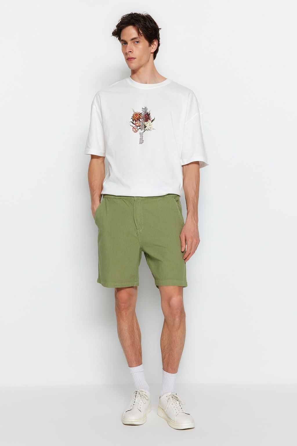 Haki Loose Fit Pamuklu Bagc?kl? Sort TMNSS23SR00056