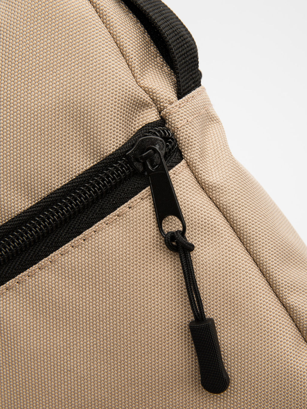 V54 001 25 Сумка мессенджер