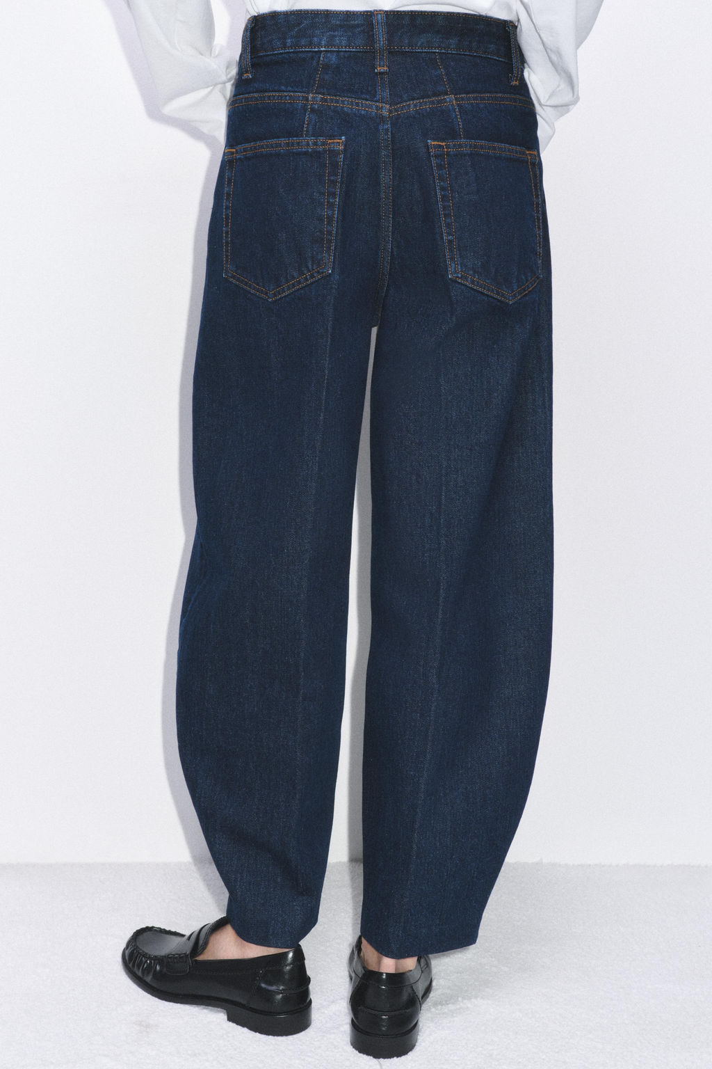 ZW COLLECTION BARREL HIGH-WAIST JEANS - Zara фото 14
