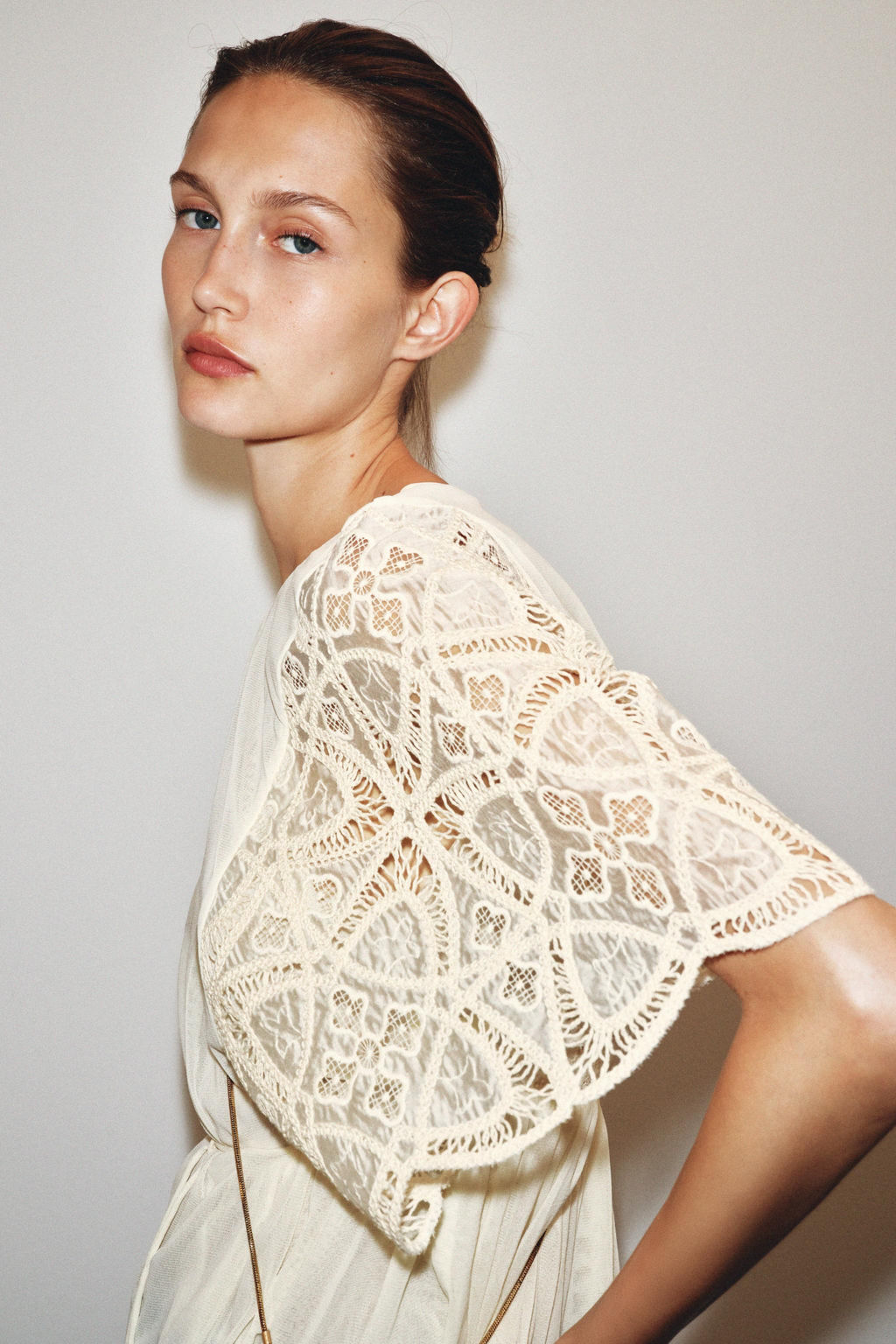 EMBROIDERED TOP - Zara фото 3