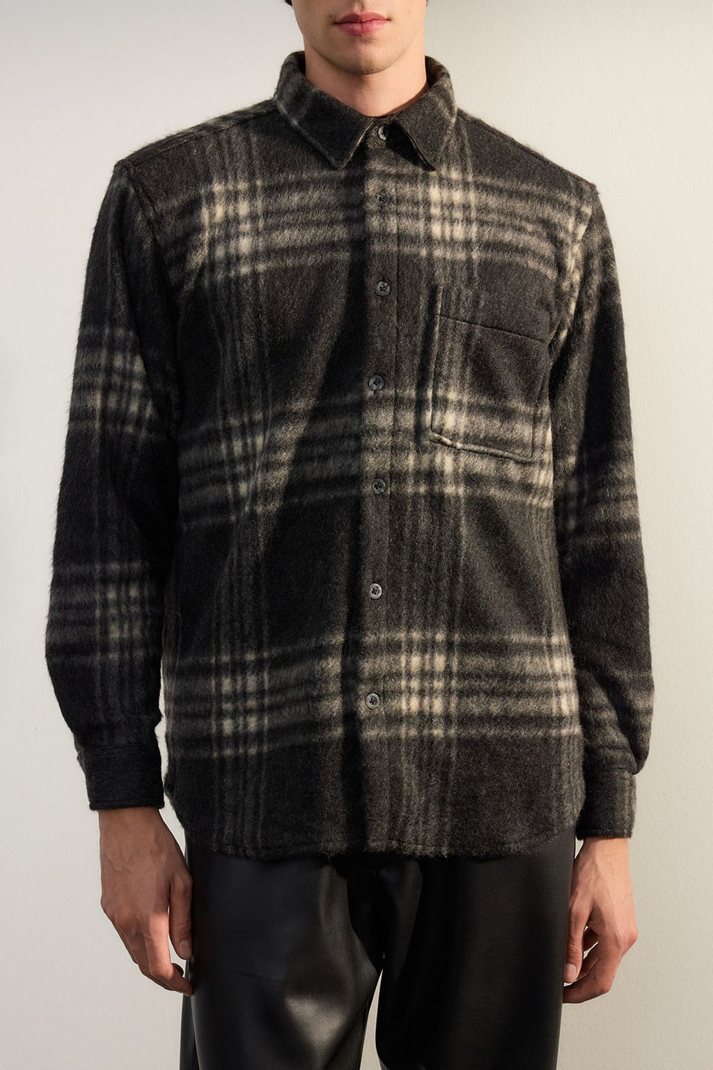 TRENDYOL MAN Siyah Oversize Fit K?sl?k Kareli Oduncu Gomlek Ceket TMNAW25GO00025 - Trendyolmilla фото 5