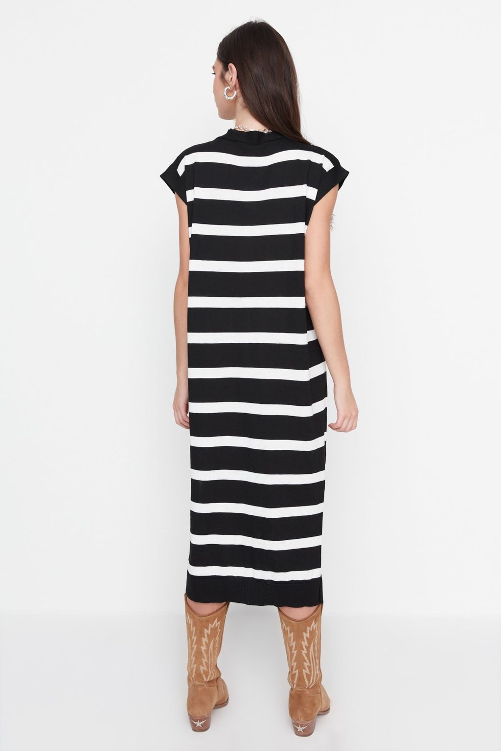 Trendyolmilla Siyah Oversize Midi Elbise TWOSS22EL1076  фото 5