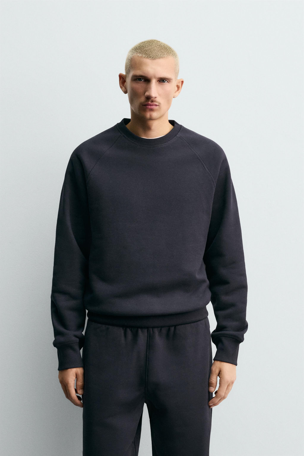 RELAXED FIT CREW NECK SWEATSHIRT - Zara фото 2
