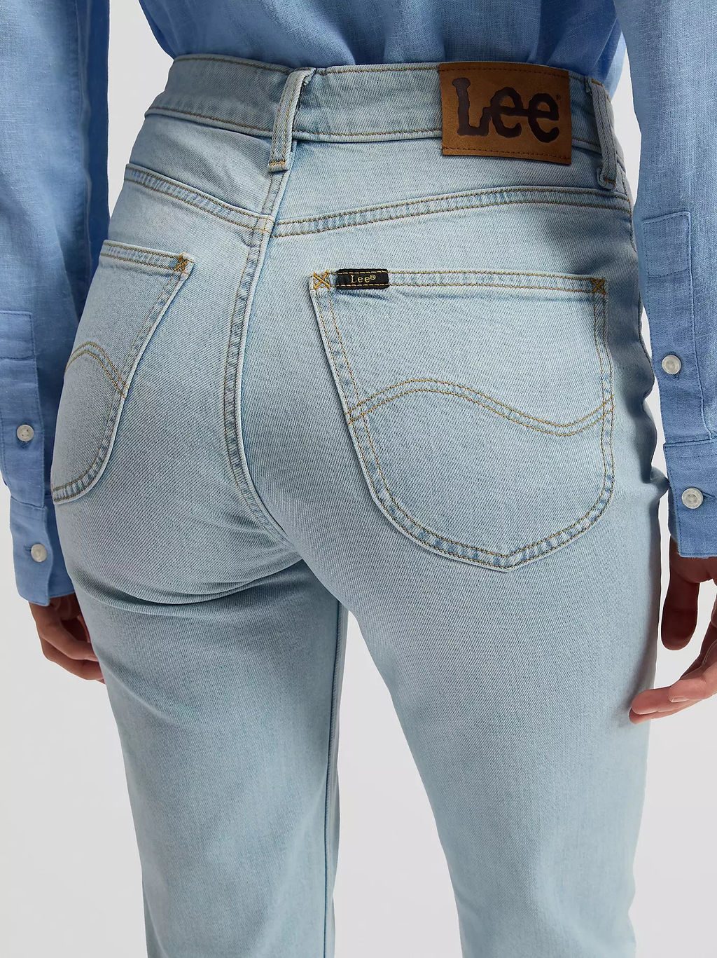 Джинсы женские