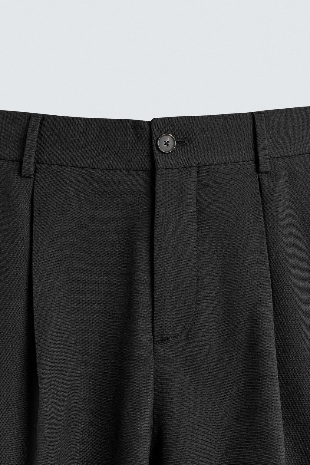 PANTAL?N RELAXED FIT PLIEGUES / Negro