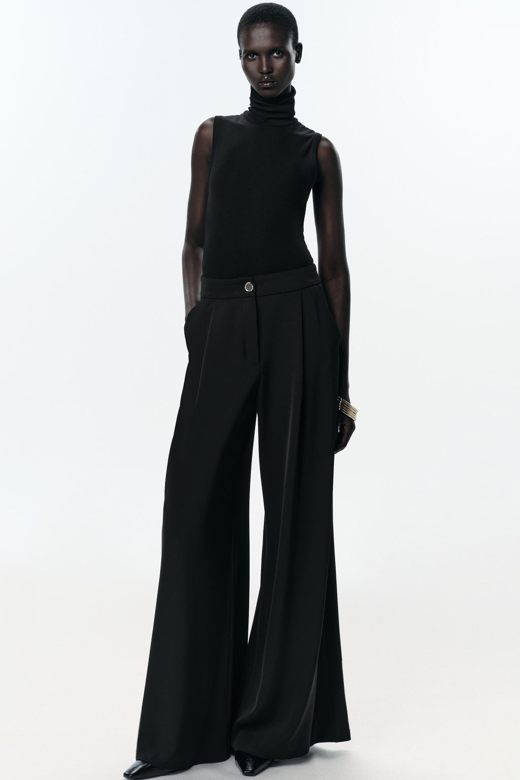 FLOWING PALAZZO TROUSERS