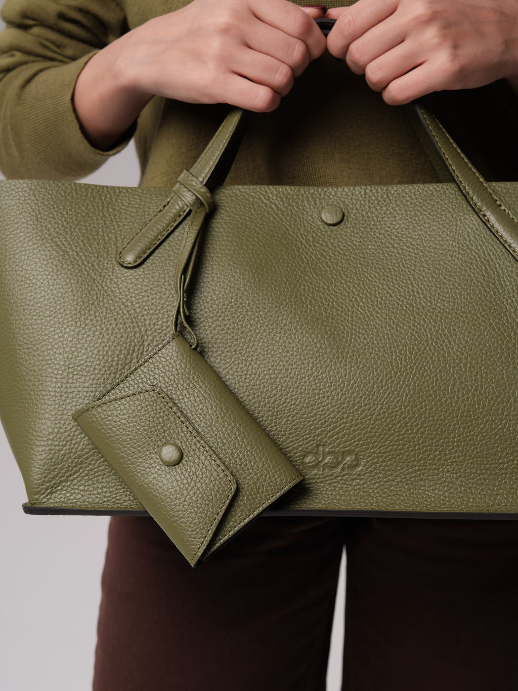 Женская кожаная сумка Dari DBR 31136 зеленая водоросль  фото 11