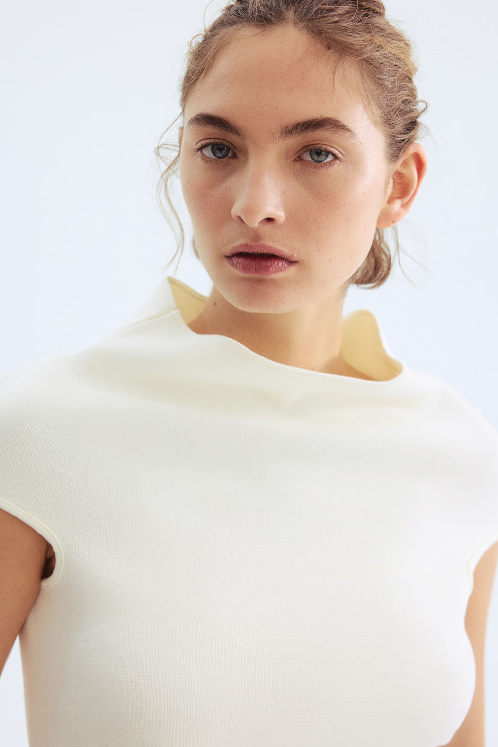 Top con cuello perkins - H&m фото 4