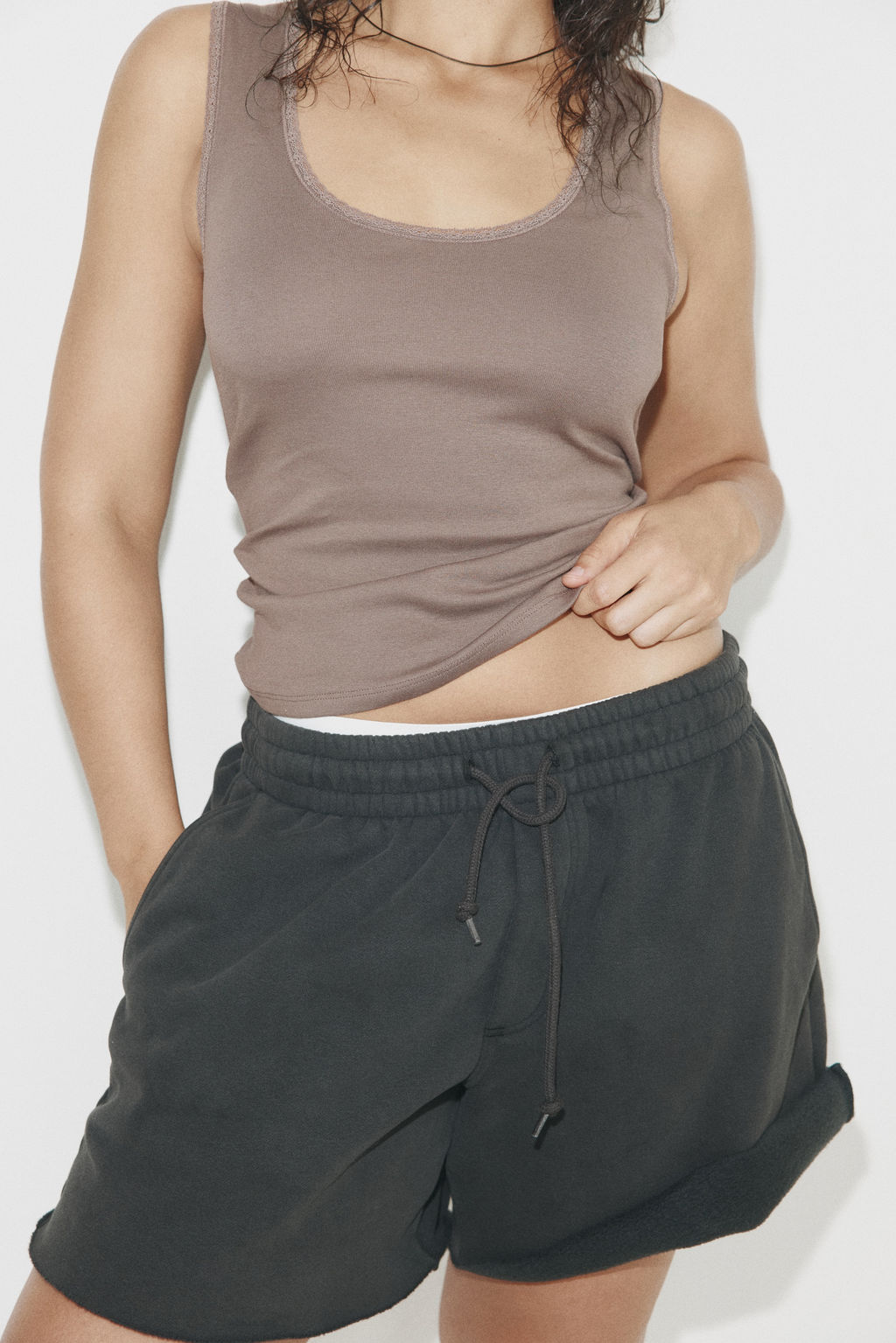 Top con ribetes de encaje - H&m фото 7