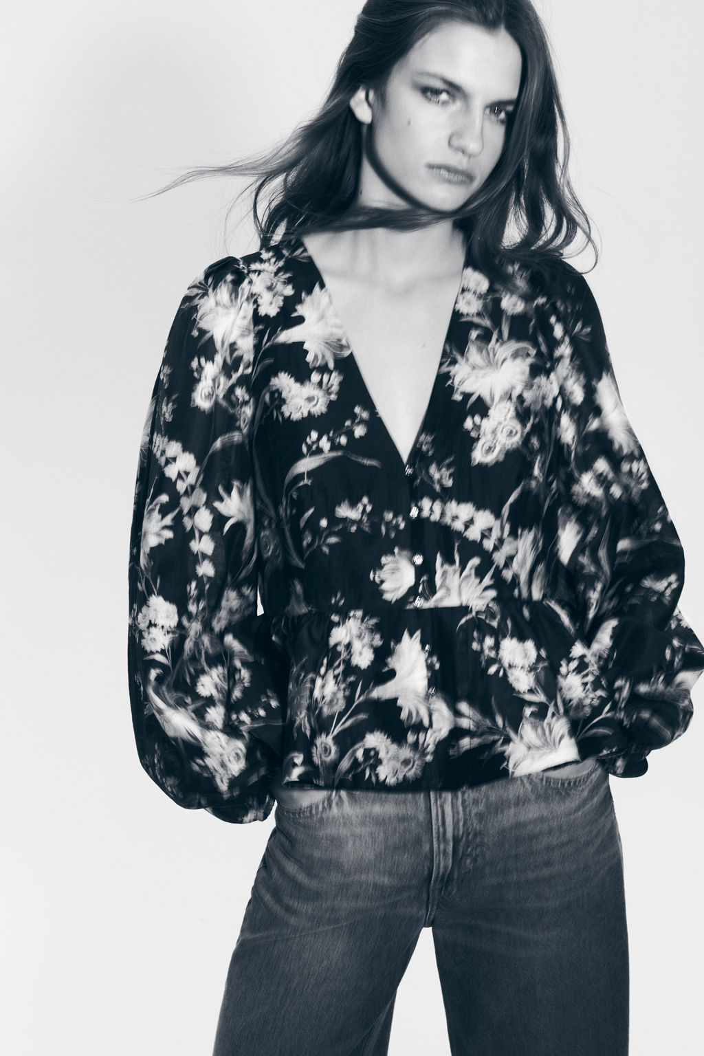 Blusa en mezcla de lino con peplum - H&m фото 3
