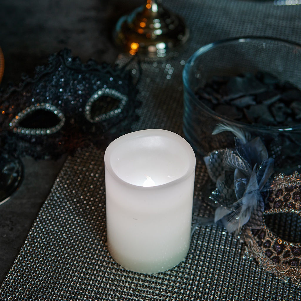 ULD-F052 RGB RC CANDLE Фигура светодиодная Свеча на батарейках 2АА (не в/к). 7,5х10 см. 1 светодиод. RGB свет. Пульт ДУ (в/к). TM Uniel - Volpe фото 14
