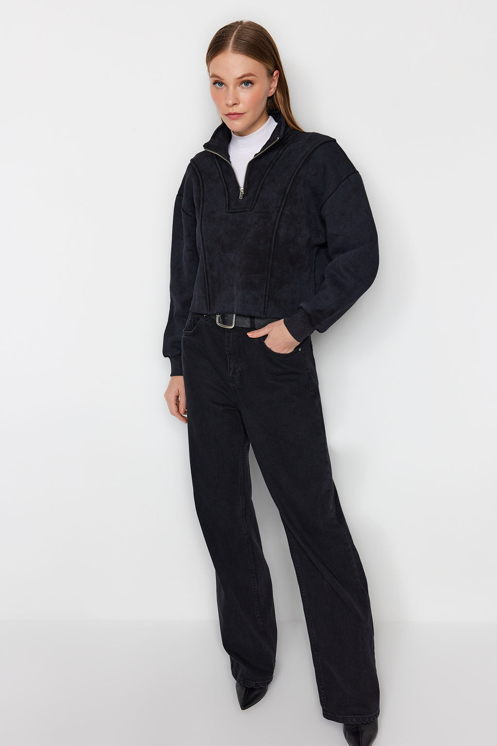 TRENDYOLMILLA Antrasit Eskitme/Soluk Efektli Rahat Kesim Crop Kal?n Ici Polarl? Orme Sweatshirt TWOAW24SW00243 фото 2