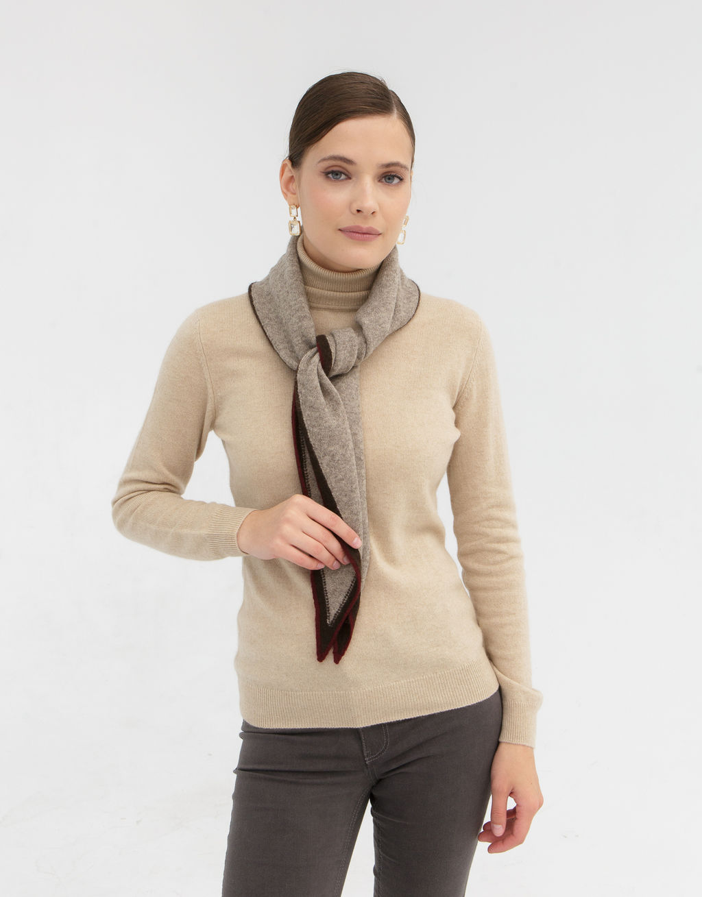 Шарф из пуха яка 09097 серый