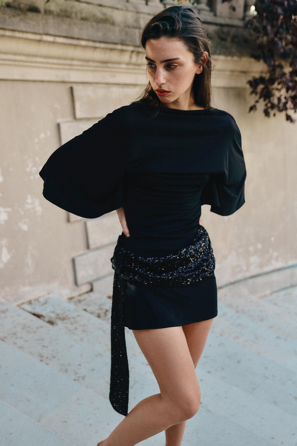 VESTIDO MINI FAJ?N LENTEJUELAS / Negro - Zara фото 3