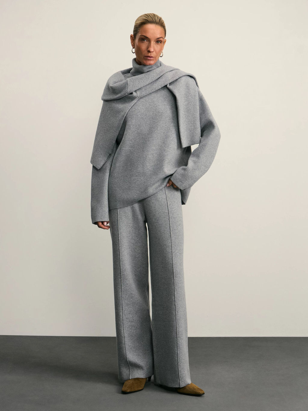 Джемпер с воротником стойкой / Zarina  фото 2