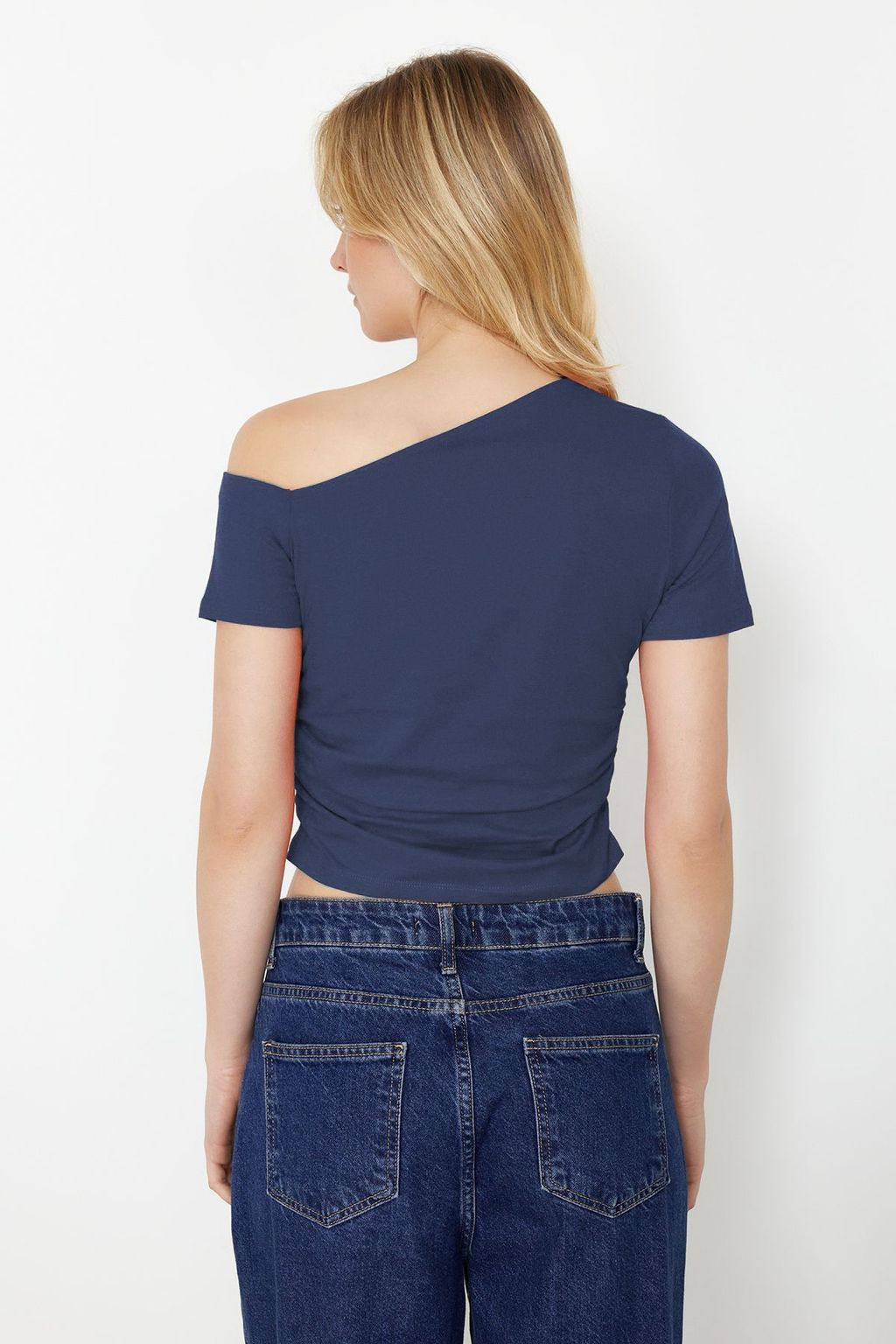 Indigo Buzgulu Asimetrik Yaka Esnek Orme Bluz TWOSS24BZ00073