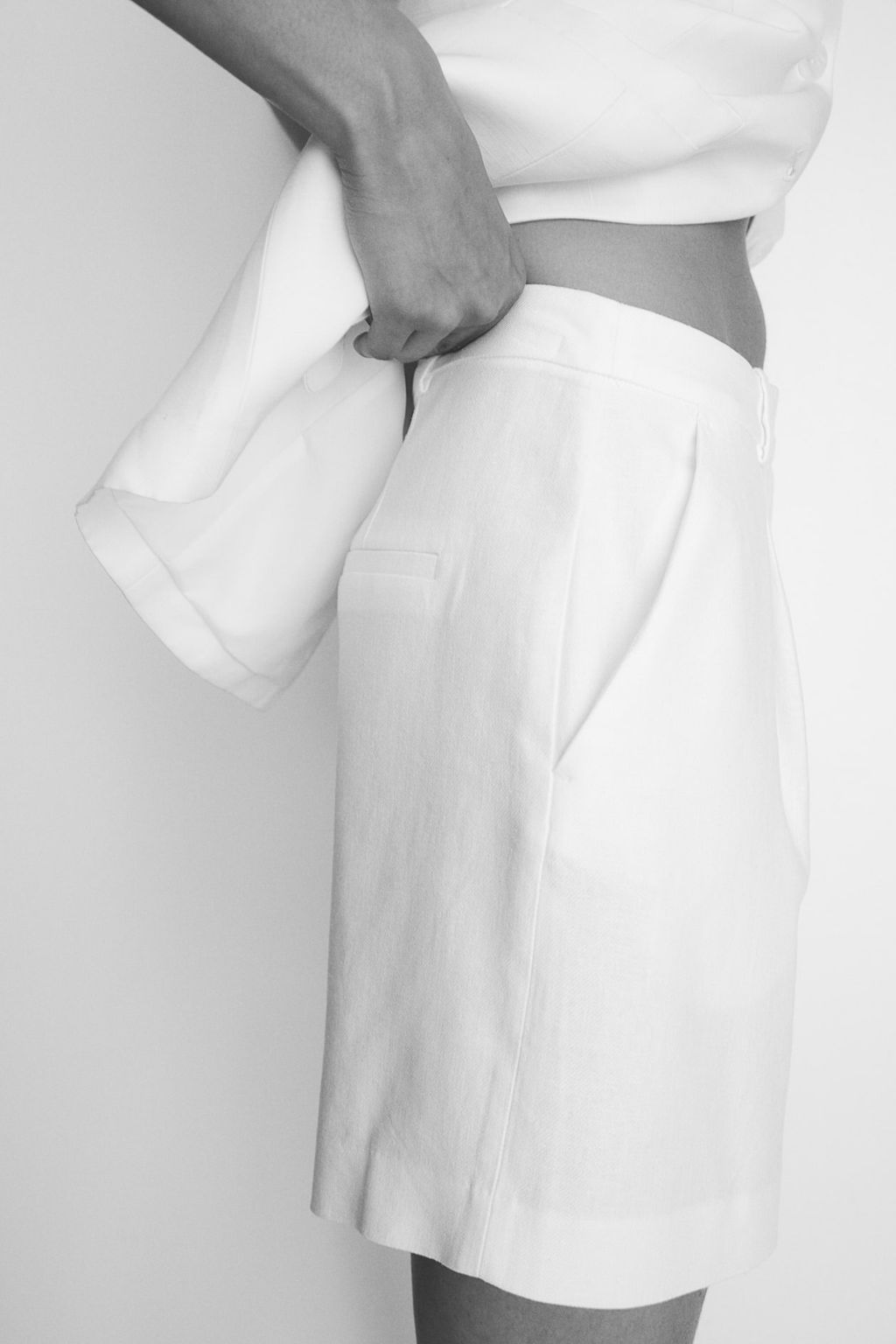 Pantalon corto en mezcla de lino - H&m фото 5