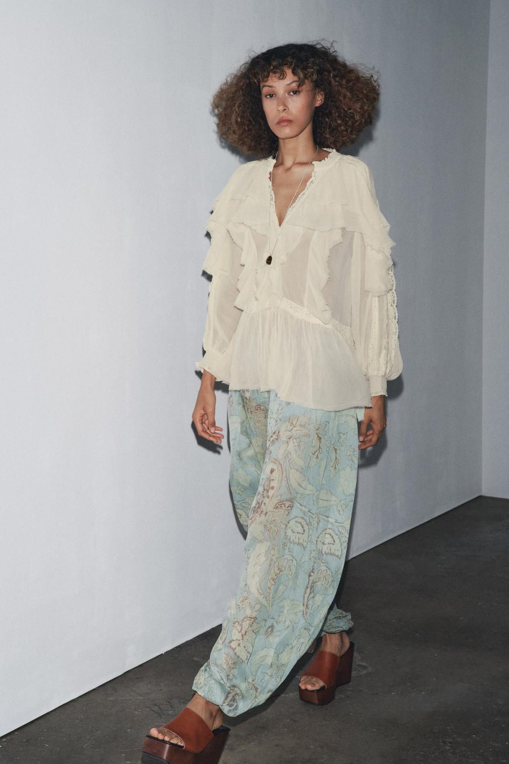 ZW COLLECTION LACE RUFFLE BLOUSE - Zara фото 4