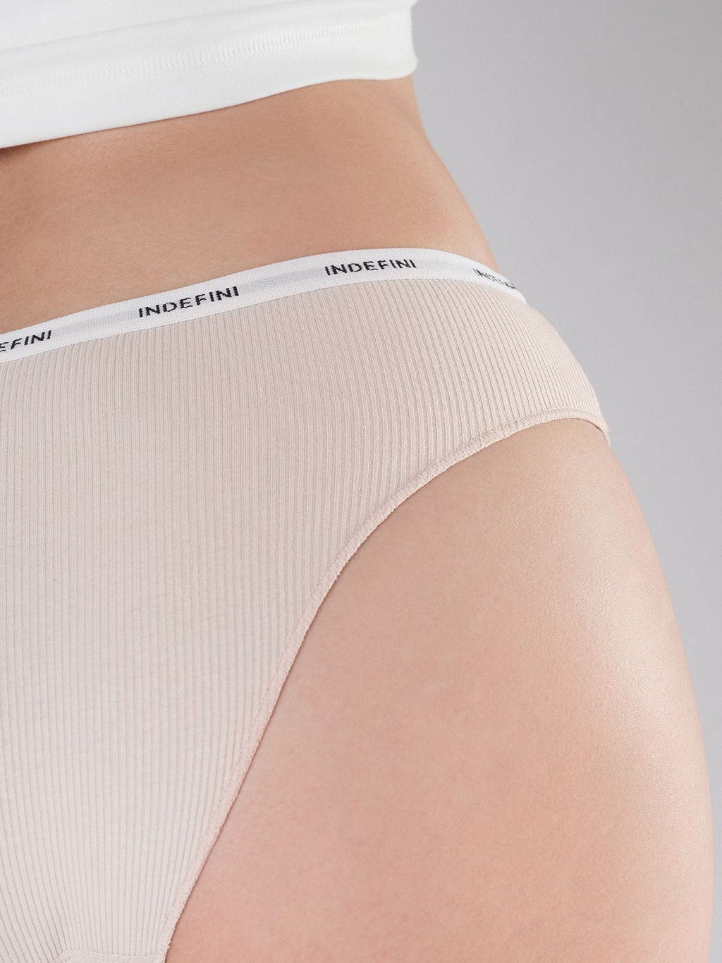 Женские трусы-танга Indefini (Арт.4064LUF)
