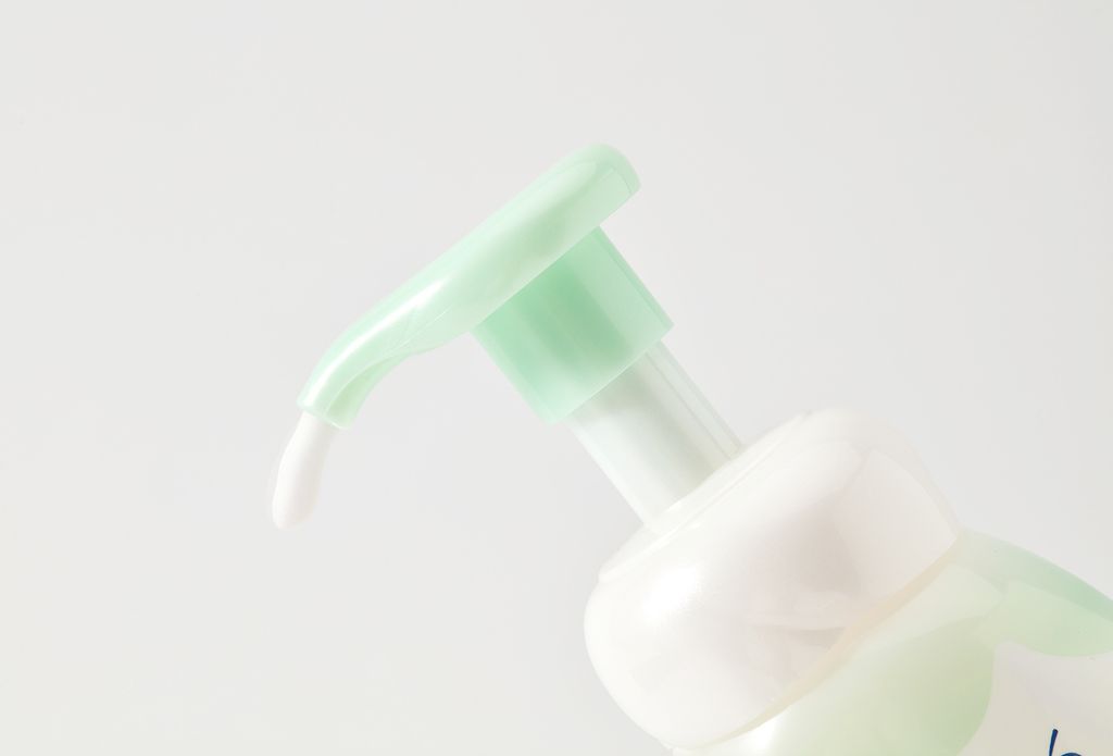 Очищающий мусс для умывания против акне, 150 мл Biore  фото 7