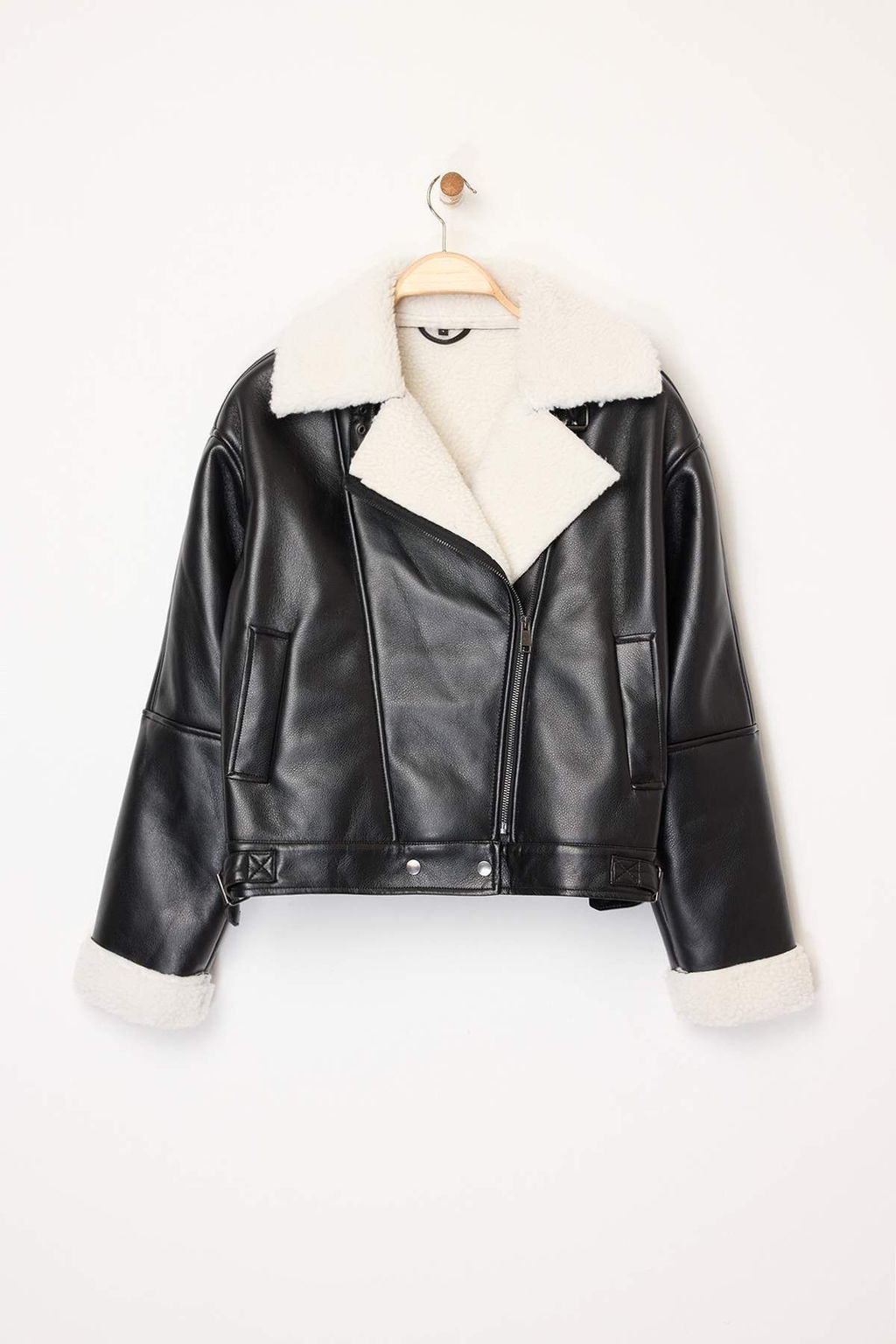 Siyah Oversize Kal?p Pelus Detayl? Suni Deri Biker Ceket Mont TWOAW25MO00001 - Trendyolmilla фото 8