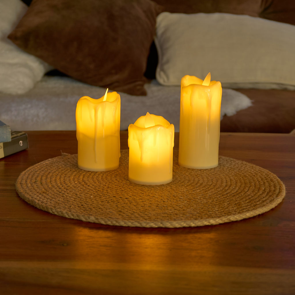 ULD-F063 WW CANDLE SET3 Фигура светодиодная Свеча на батарейках LR44 (в/к), в составе набора из 3 штук. 1 светодиод. Теплый белый свет. TM Uniel