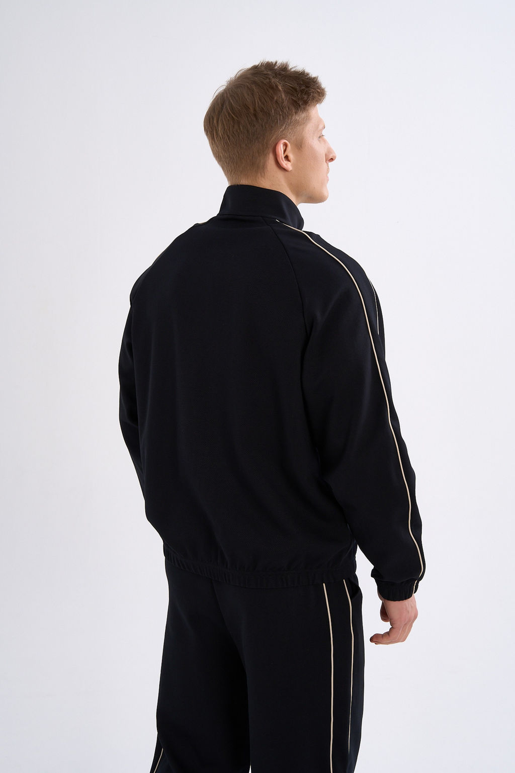 Олимпийка Черный