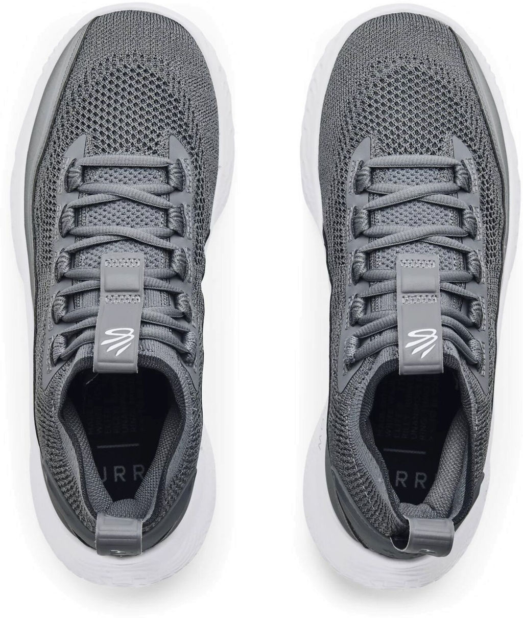 Кроссовки взрослые