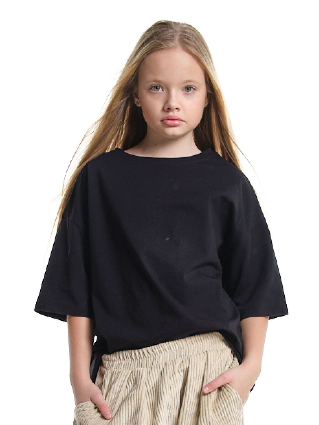 Универсальная базовая футболка оверсайз 22-1892 черный