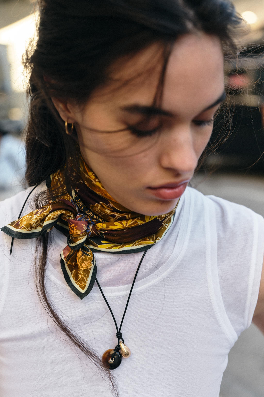 PA?UELO VISCOSA ESTAMPADO FLORAL / Oliva