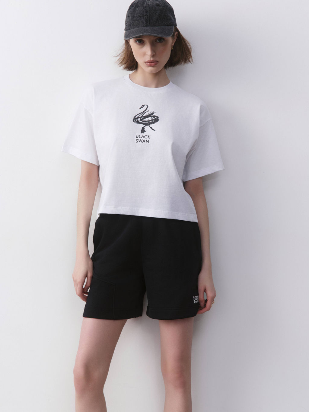 CONTE LS 2582 Шорты женские black - Conte elegant фото 2