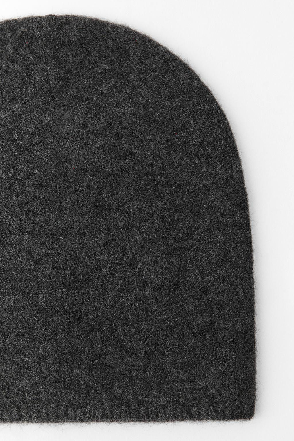 FINE KNIT BEANIE HAT - Zara фото 6