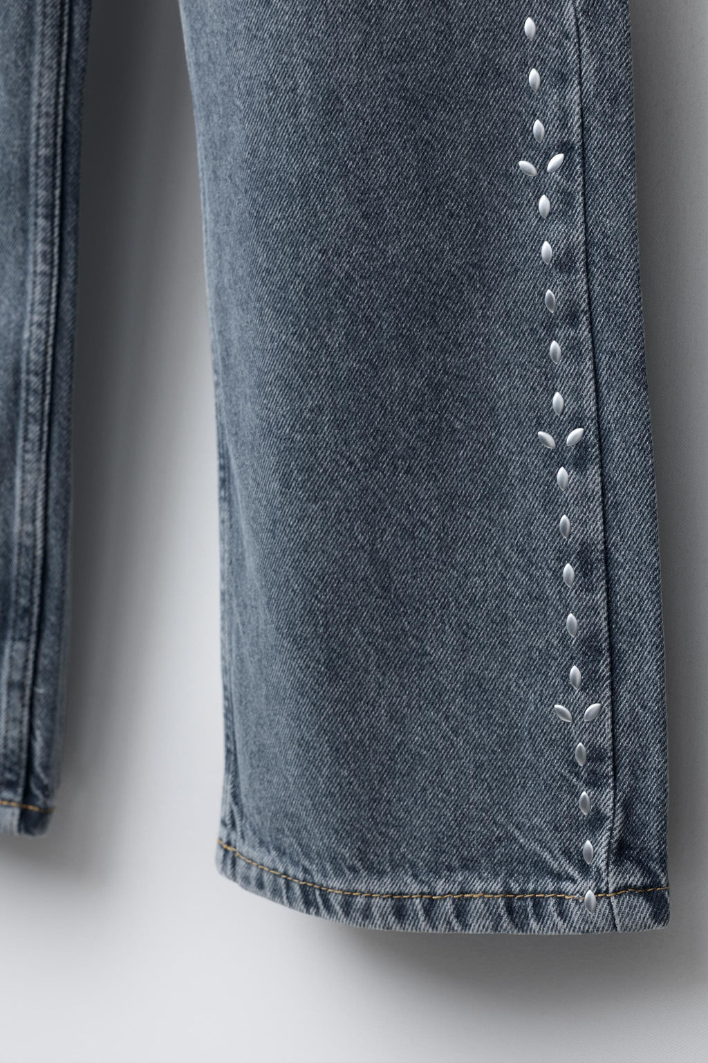 STUDDED WIDE-LEG JEANS - Zara фото 4